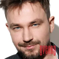 Александр Петров